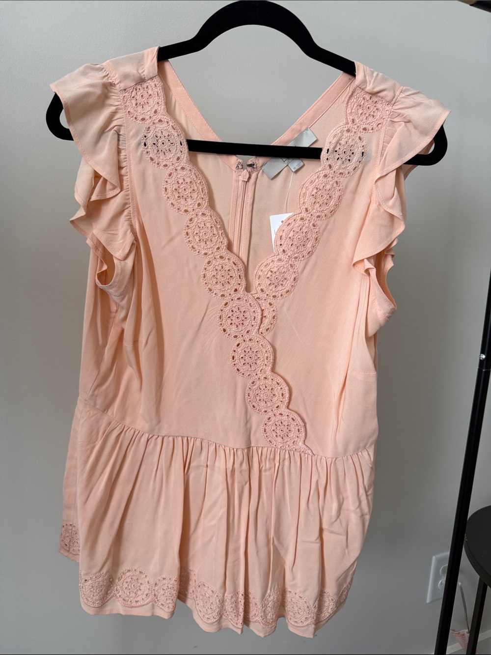 LOFT Peach Crochet-Trim Flutter Sleeve Camisole